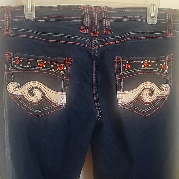 Gold Flara Blue Jeans, Sz 10 (W34"/L39"), Red/Gold Rhinestones Pocket Designs - Picture 1 of 12